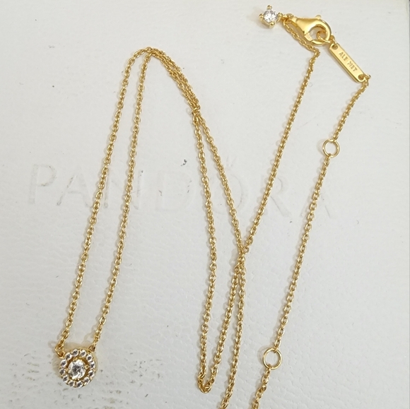 Pandora Round Pavé Halo Pendant Necklace 14k gold plating - Picture 3 of 5